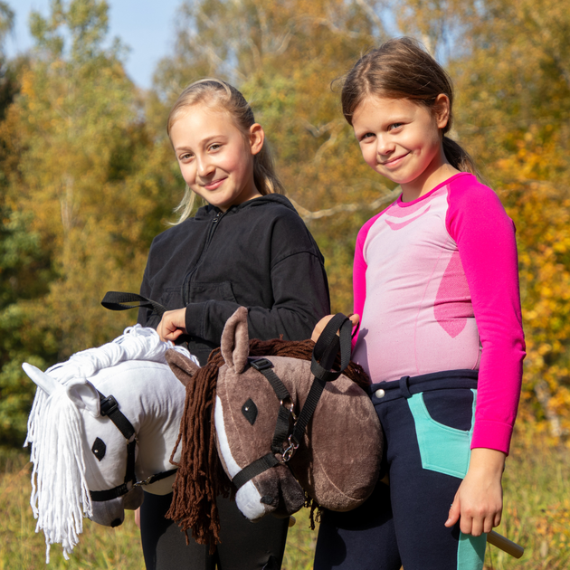 Duży koń na kiju Hobby Horse Skippi z kantarem i wodzami Biały (5906361450117) - obraz 3