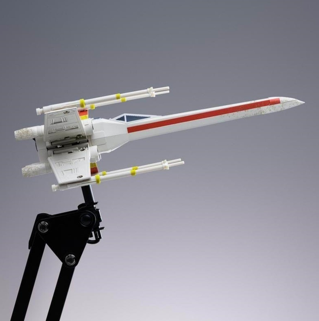 Lampka biurkowa Paladone Star Wars Myśliwiec X-Wing (5056577710625) - obraz 3