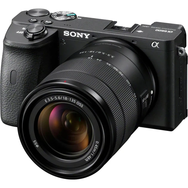Беззеркальный фотоаппарат Sony Alpha A6600 Kit E 18-135 mm f/3.5-5.6 OSS (ILCE6600MB.CEC) - изображение 2