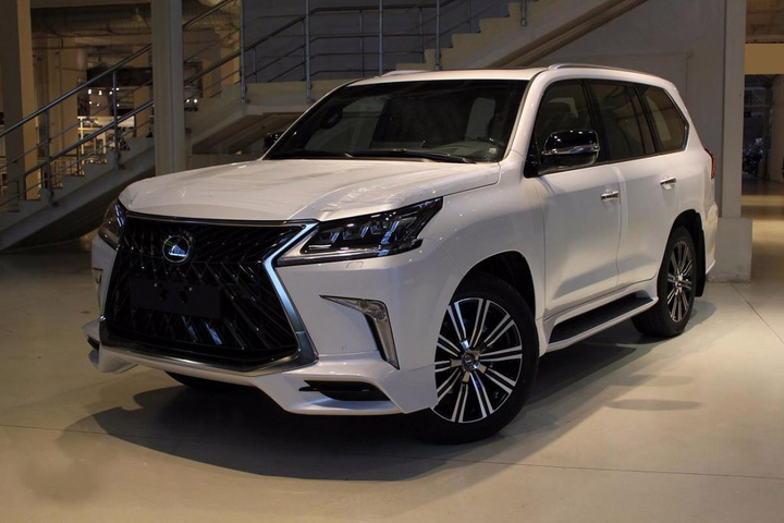 Боковые пороги (дизайн Lexus 2016-2025) Белый цвет для Lexus LX570 / 450d - изображение 2