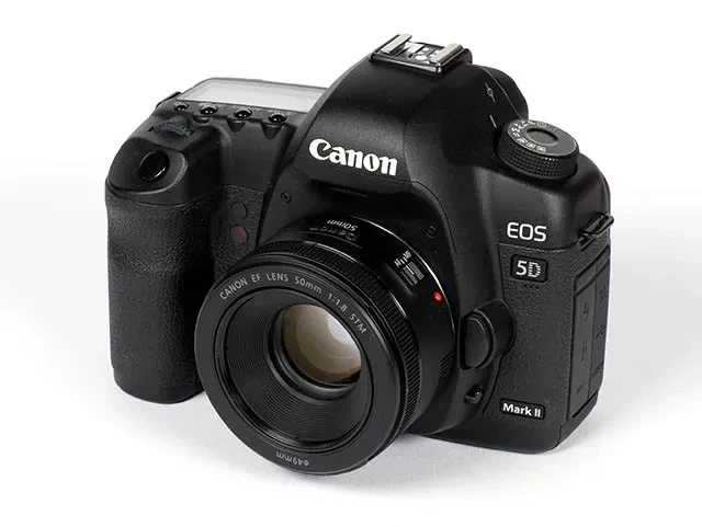 Объектив Canon EF 50mm f/1.8 STM (0570C005) - изображение 7