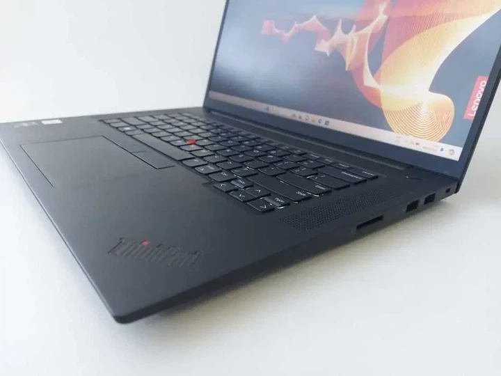 Ноутбук Lenovo ThinkPad P1 Gen 5 (2022) I7 12800H/RTX A1000/RAM 16GB/QHD 165Hz Б\В - зображення 3