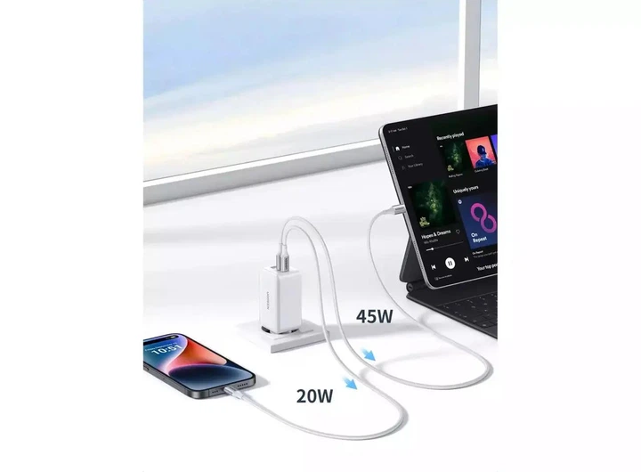 Зарядное устройство Ugreen GaN CD244 3xUSB 65W (2xUSB-C+USB-A) Белый - изображение 4