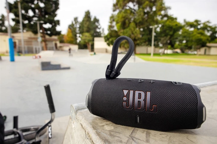Портативная колонка JBL Charge 6 45W Black (JBLCHARGE6BLK) – фото
