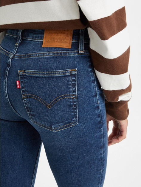 Jeansy skinny damskie Levi's 721 High Rise Skinny 18882-0594 28-30 Niebieskie (5401105531768) - obraz 6