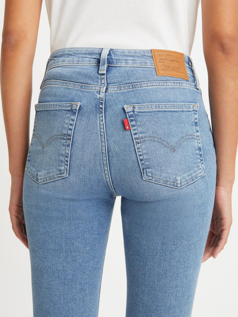 Джинси Skinny жіночі Levi's 721 High Rise Skinny 18882-0601 29-32 Блакитні (5401105543617) - зображення 5