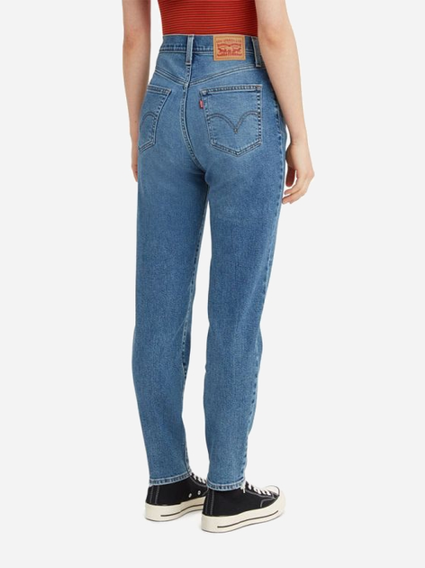 Jeansy mom`s damskie Levi's High Waisted Mom Jean Winter Thats Her 26986-0026 W28L27 Niebieskie (5401043280926) - obraz 2