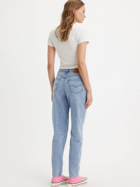 Jeansy mom`s damskie Levi's 80S Mom Jean Hows My Driving A3506-0016 26-30 Błękitne (5401128869152) - obraz 4