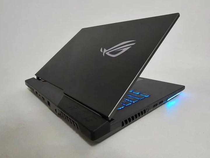 Ноутбук ASUS ROG Strix G15 R7 5800H/RTX 3070/RAM 16GB/SSD 1TB/300Hz Б\В - Фото 6 Ноутбук ASUS ROG Strix G15 R7 5800H/RTX 3070/RAM 16GB/SSD 1TB/300Hz Б\В - зображення 6