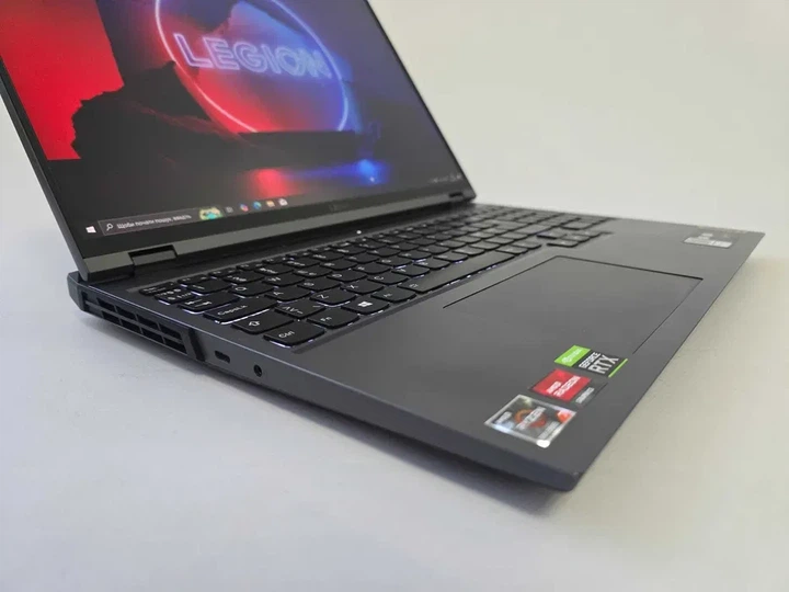 Ноутбук Lenovo Legion 5 PRO R7 5800H/RTX 3070/RAM 16GB/SSD 1TB/QHD 165Hz Б\В - зображення 2