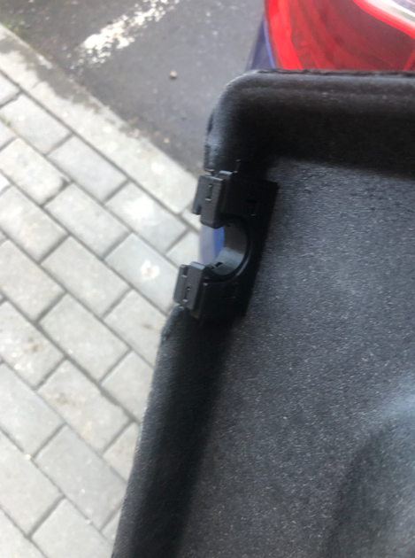 Крепление полки багажника Kia Rio, Ford (015532109E, 8A6146698AA) - изображение 3