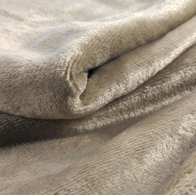 Narzuta na łóżko Douceur d`Interieur Flanou flanelowa beżowa 125 x 150 cm (3574386087896) - obraz 3