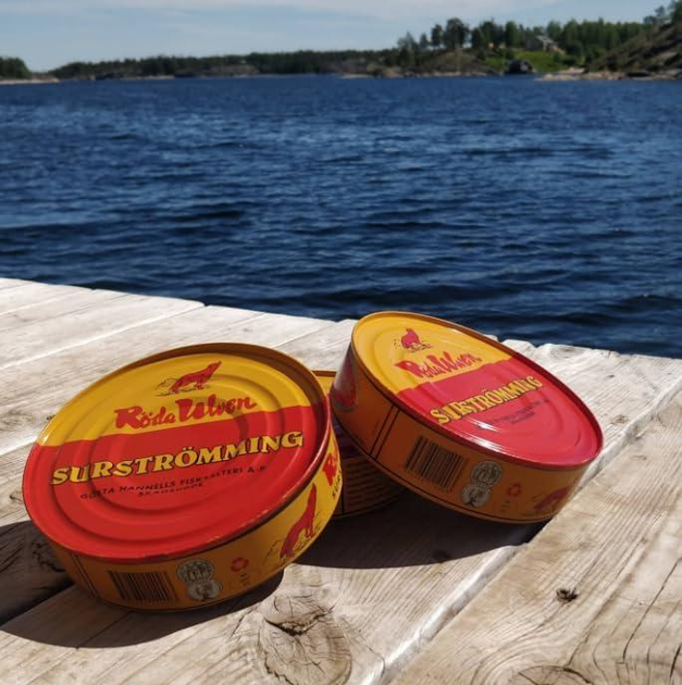 Сюрстрьомінг Surstromming Röda Ulven 400г банка (ферментований оселедець Surströmming сюрстремінг) (22199) - зображення 4