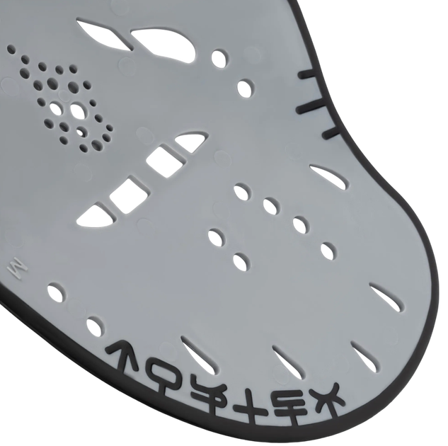 Лопатки для плавання Arena VORTEX EVOLUTION HAND PADDLE (95232-015) сірі, розмір L - Фото 4 Лопатки для плавання Arena VORTEX EVOLUTION HAND PADDLE (95232-015) сірі, розмір L - зображення 4