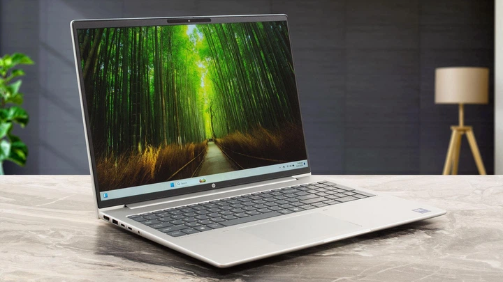 Ноутбук HP Probook 460 G11 | 16'' Full HD / IPS | Intel Core Ultra