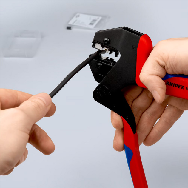 Szczypce do zagniatania Knipex Crimp System 200 mm z kufrem (97 43 200) - obraz 9