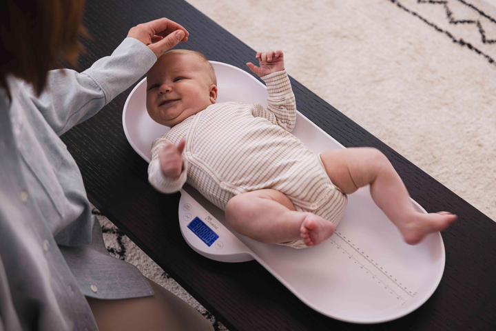 Waga dla niemowląt Momini TinyScale Biała (5906601060007) - obraz 6