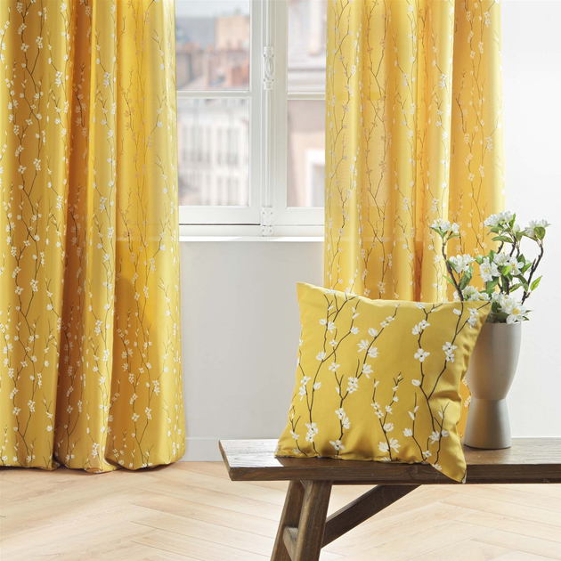 Декоративна подушка Douceur d'interieur Sakura 45 x 45 см Жовта (3574386120081) - зображення 3