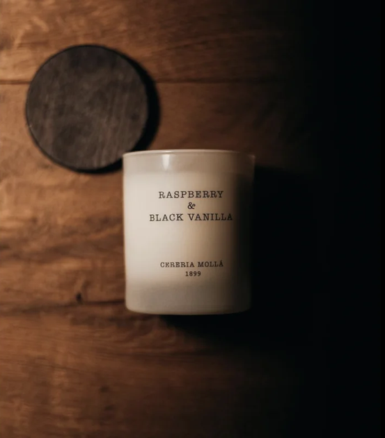 Ароматична свічка Cereria Molla Premium Raspberry and Black Vanilla 230 г (8424405055335) - зображення 3