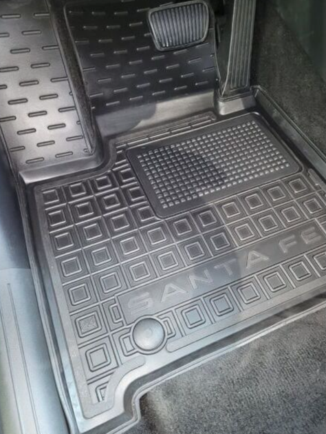 Автомобильные коврики в салон на Hyundai Santa Fe 24- черные Avto-Gumm Хендай Санта Фе АМ0055070 - Фото 2 Автомобильные коврики в салон на Hyundai Santa Fe 24- черные Avto-Gumm Хендай Санта Фе АМ0055070 - изображение 2