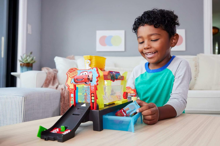 Tor samochodowy Mattel Disney Pixar Cars Color Changers Myjnia samochodowa JBM70 (0194735264100) - obraz 8