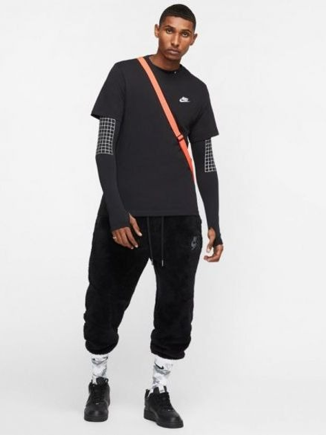 Футболка бавовняна довга чоловіча Nike M Nsw Club Tee AR4997-013 S Чорна (191888618064) - зображення 3