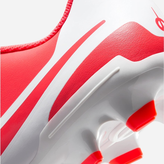 Buty piłkarskie korki męskie Nike Legend 10 Club Fg/Mg DV4344-800 40.5 (7.5US) Czerwone (197859028313) - obraz 8