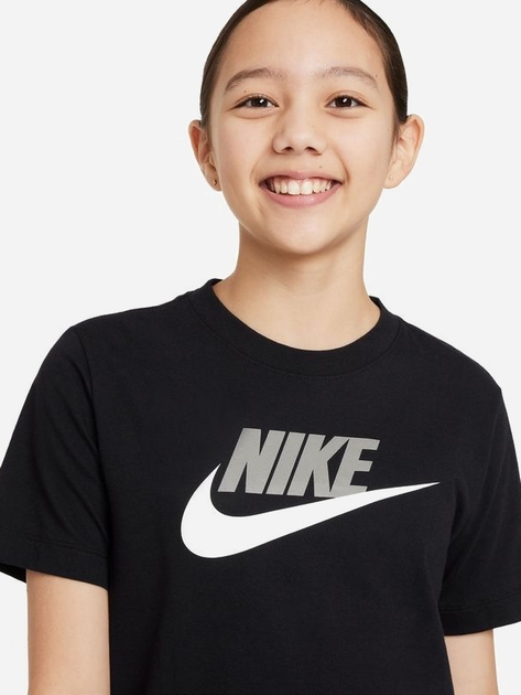 Дитяча футболка для дівчинки Nike K Nsw Tee Futura Hbr FZ5178-010 122-128 см (XS) Чорна (197596880847) - зображення 4