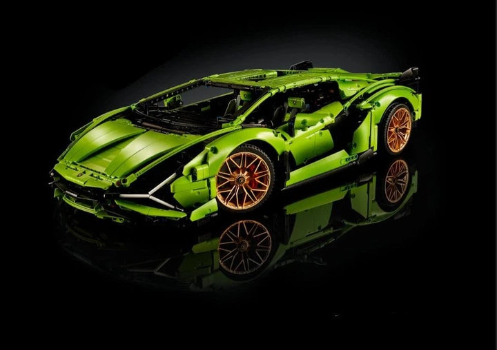 Конструктор Technic Lamborghini Sian FKP 37 3696 деталей (42115) - Фото 1 Конструктор Technic Lamborghini Sian FKP 37 3696 деталей (42115) - изображение 1