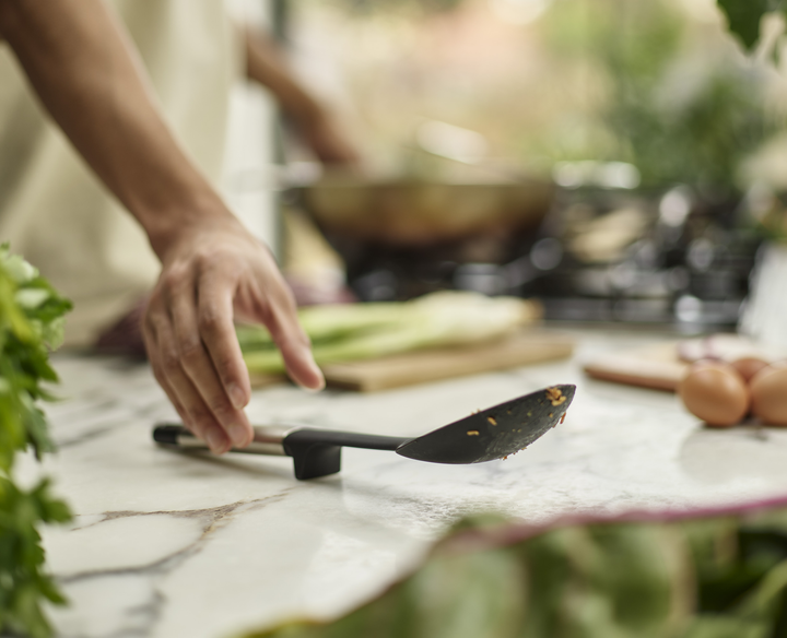 Łyżka kuchenna Joseph Joseph Elevate Silicone Steel (5028420008746) - obraz 7