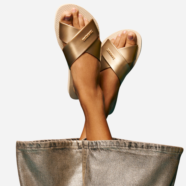 Жіночі шльопанці Havaianas 4148866.0570 43-44 Золотисті (7909989527986) - зображення 2