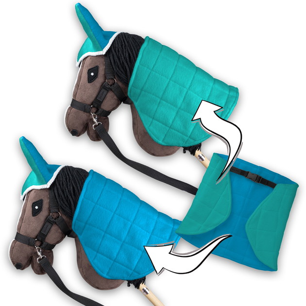 Аксесуари для коней Hobby Horse Skippi Двостороння попона та навушники М'ятно-блакитні (5906361450278) - зображення 4