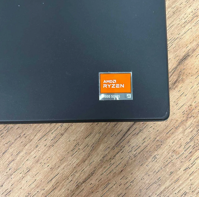 Ноутбук Dell Alienware m18 480Hz Ryzen 9 7945HX 32Gb SSD1Tb RX 7900M 16Gb Б/В - зображення 6