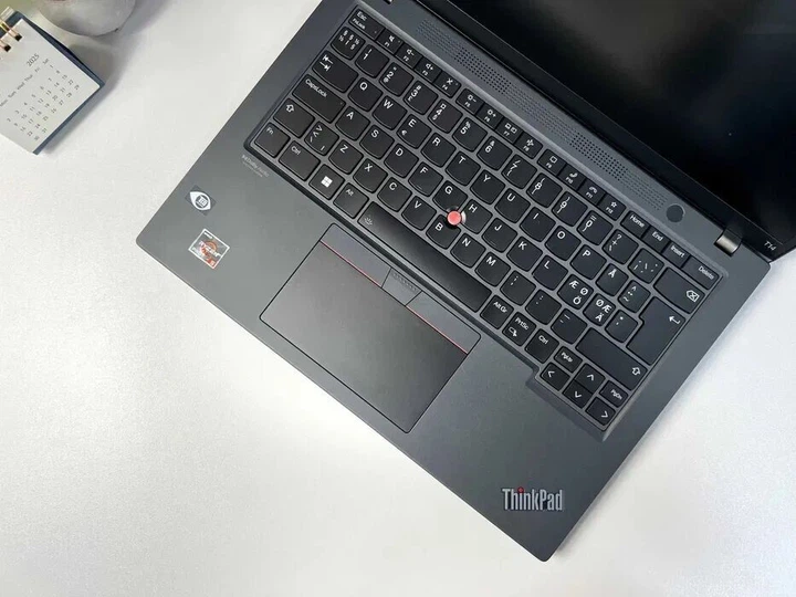 Ультрабук Lenovo ThinkPad T14 Gen 3 / 14