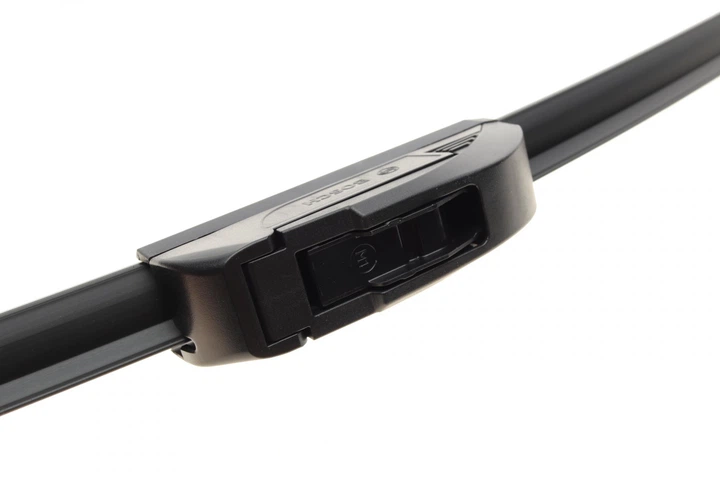 Щетки стеклоочистителя 500/475mm Opel Astra F/G 98-09/Mitsubishi 90-99/Renault 19/Volvo 740 - 3 397 118 993 BOSCH - Фото 4 Щетки стеклоочистителя 500/475mm Opel Astra F/G 98-09/Mitsubishi 90-99/Renault 19/Volvo 740 - 3 397 118 993 BOSCH - изображение 4