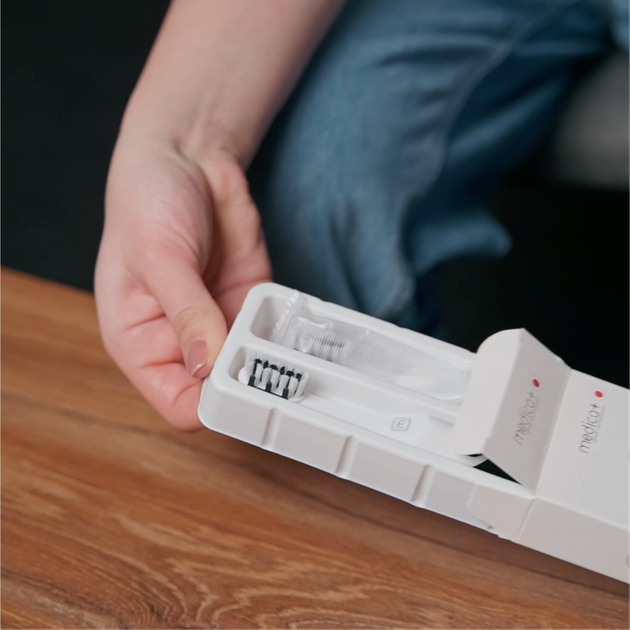 Звуковая зубная щетка Medica+ ProBrush 7.0 Compact Black - изображение 6