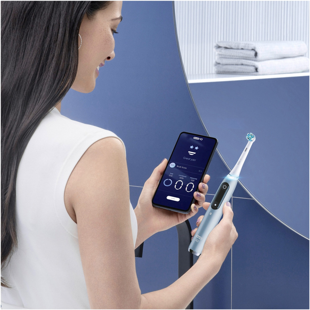 Електрична зубна щітка Oral-B iO 9 Luxe Edition Синя + Brush Head + TC (4210201421900) - зображення 8