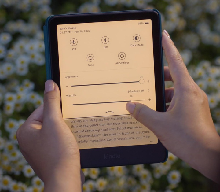 Czytnik e-booków Amazon Kindle Paperwhite 12th Gen. 16GB With Ads Black (B0CFPJYX7P) - obraz 3