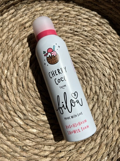 Пенка для душа с ароматом кокоса и вишнёвого мороженого Bilou Cherry Coco 200 ml - изображение 2