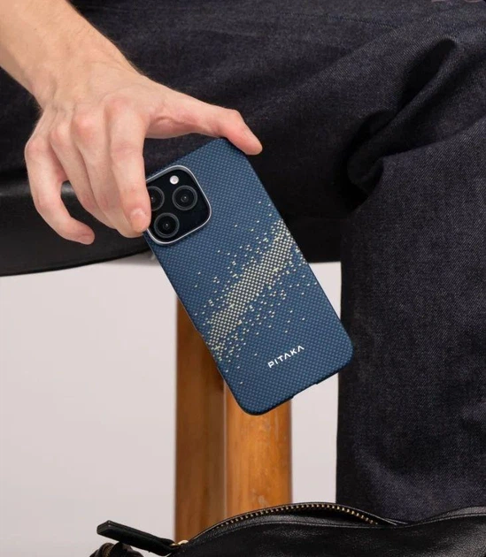 Карбоновий чохол Pitaka Tactile Woven Case StarPeak Milky Way Galaxy для iPhone 16 Pro Max Синій (KI1602PMYG) - Фото 2 Карбоновий чохол Pitaka Tactile Woven Case StarPeak Milky Way Galaxy для iPhone 16 Pro Max Синій (KI1602PMYG) - зображення 2