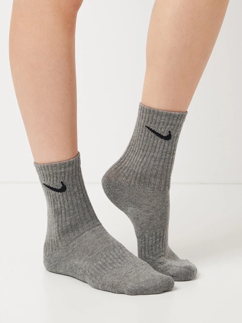 Набор женских носков высоких хлопковых Nike U Nk Everyday Ltwt Crew SX7676-964 (34-38) 3 пары Черный/Белый/Серый (194955549407) - Фото 3 Набор женских носков высоких хлопковых Nike U Nk Everyday Ltwt Crew SX7676-964 (34-38) 3 пары Черный/Белый/Серый (194955549407) - изображение 3
