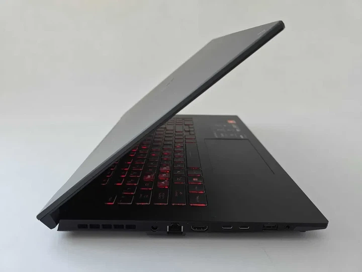 Ноутбук Asus TUF Gaming A17 (2023) R9 7940HS/RTX 4060/RAM 16GB/SSD 1TB/144Hz Б\В - зображення 5