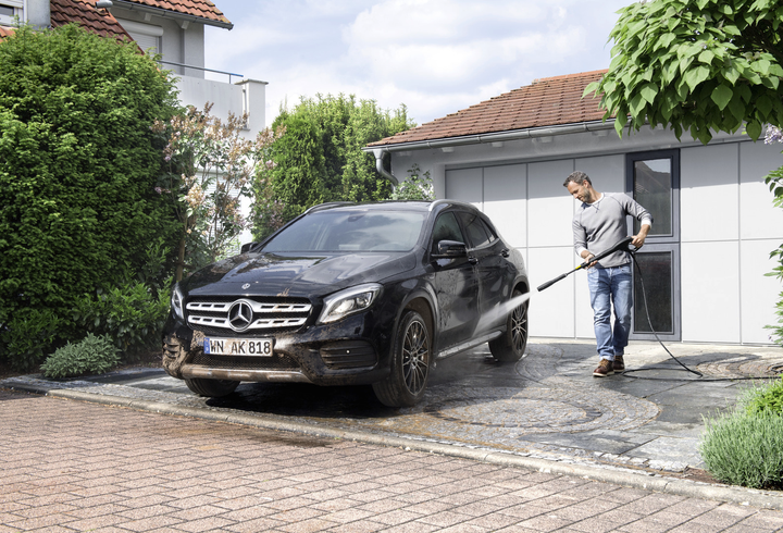 Мощная минимойка высокого давления Karcher К2 Compact Relaunch: 1400 Вт, давление 110 бар, 360 л/ч - изображение 7