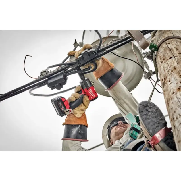 Гайковерт высокомоментный MILWAUKEE 1/2" (881 Нм) с кольцом M18 FMTIW2F12-502X - изображение 9