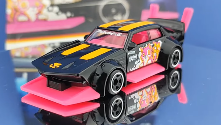 Тематична Машинка Hot Wheels Mad Manga Neon Speeders 1:64 JBY95