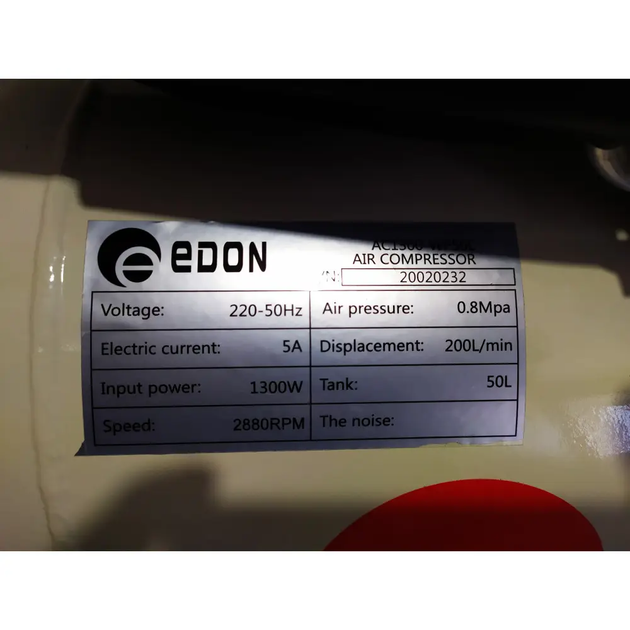 Мощный воздушный компрессор EDON AC 1300-WP50L: 1300 Вт, 200 л/мин, объем ресивера 50 л - Фото 7 Мощный воздушный компрессор EDON AC 1300-WP50L: 1300 Вт, 200 л/мин, объем ресивера 50 л - изображение 7
