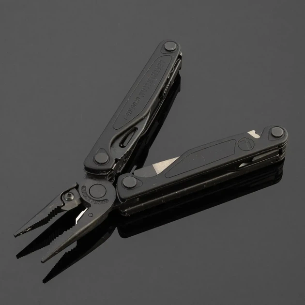 Мультитул Leatherman Charge Plus Черный (19 инструментов) - Фото 6 Мультитул Leatherman Charge Plus Черный (19 инструментов) - изображение 6