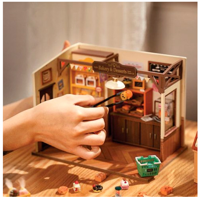 Składane klocki Robotime DIY Becka‘s Baking House DG161 (6946785119046) - obraz 4