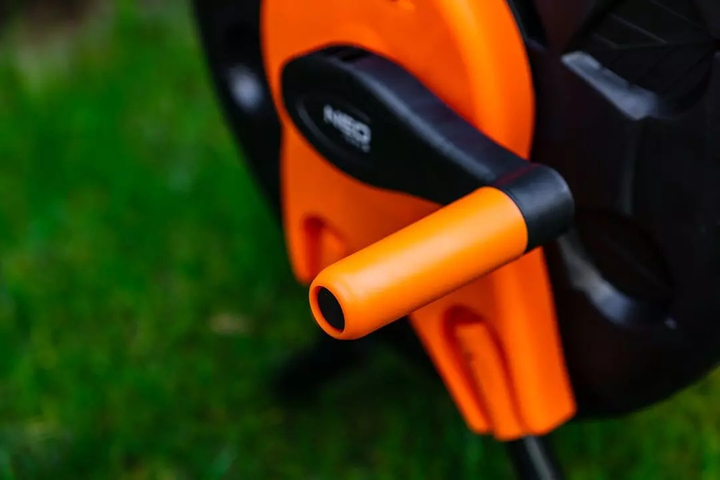 Підставка для садового шланга NEO Tools пластикова до 60 м 1/2" шланга 15-791 (5907558451344) - зображення 8