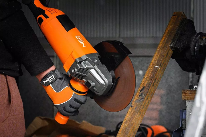 Кутова шліфувальна машина NEO Tools 3000 Вт 230 мм 04-715 (5907558498202) - зображення 11